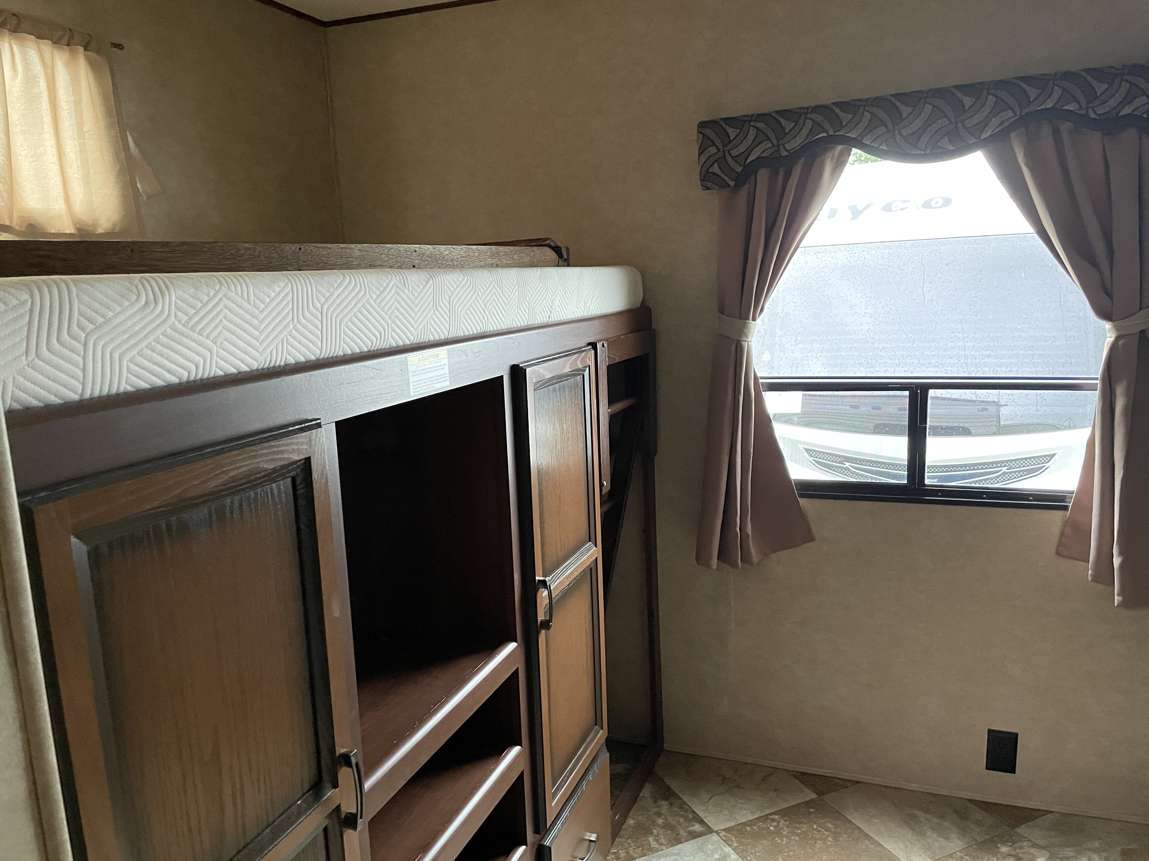 2014 CrossRoads Zinger ZT33BH - Image 13