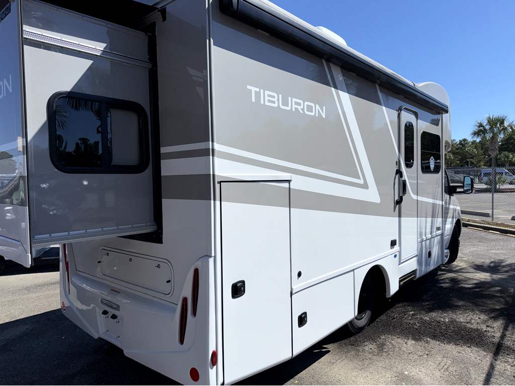 2026 THOR MOTOR COACH TIBURON 24RW - Image 4