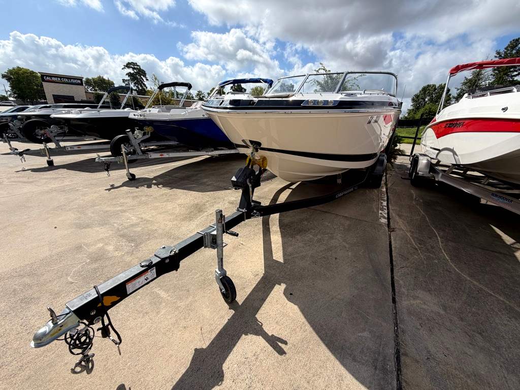 2019 CHAPARRAL 2019 SUNCOAST 230 - Image 23
