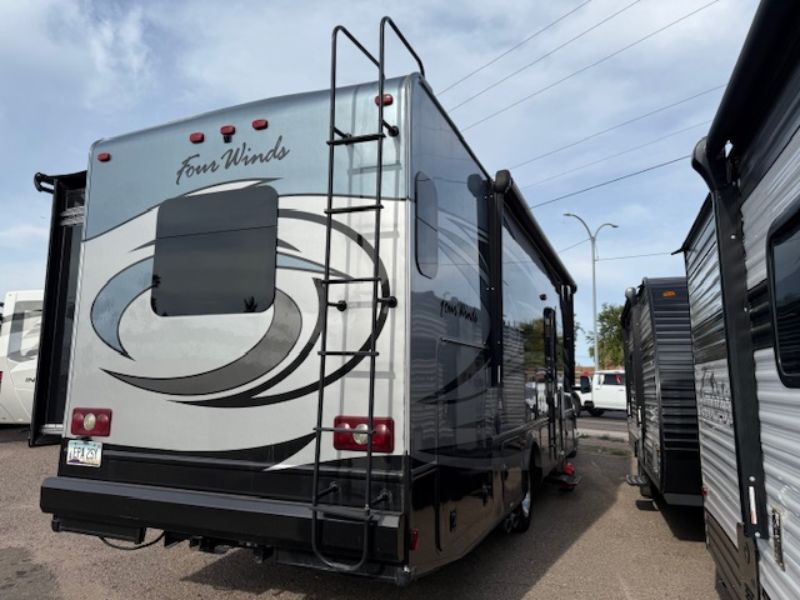 2017 Thor Motor Coach Four Winds Super C 35SB - Image 3