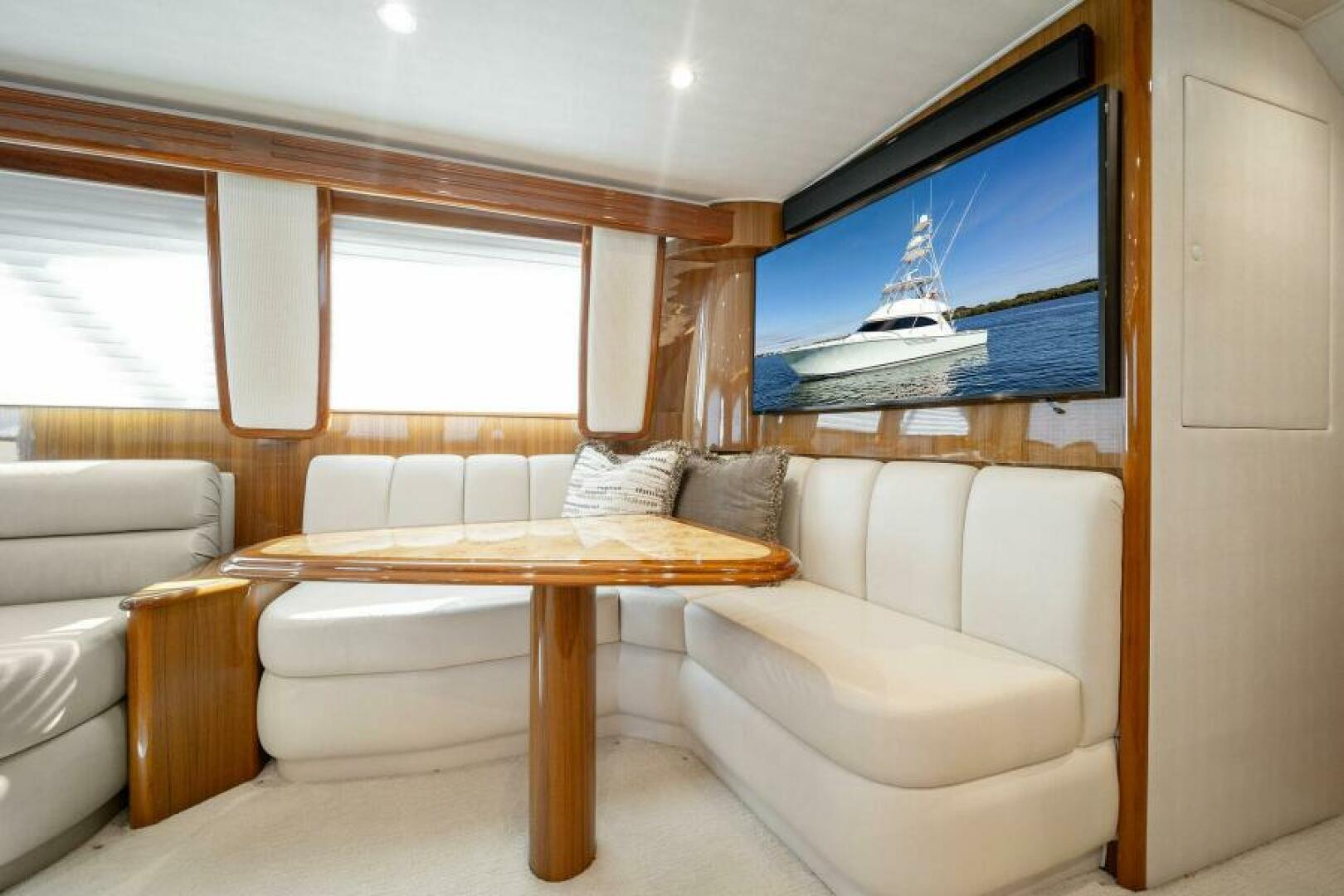 2016 Viking 55 Convertible - Image 11