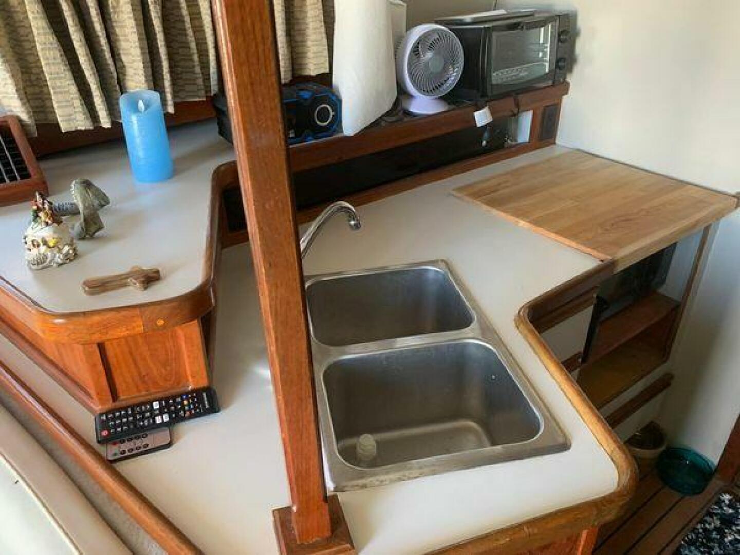 1990 Carver Mariner 3297 - Image 23