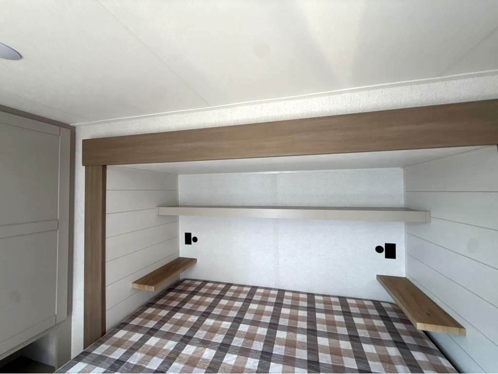 2027 JAYCO JAY FLIGHT BUNGALOW 404LOFT - Image 23