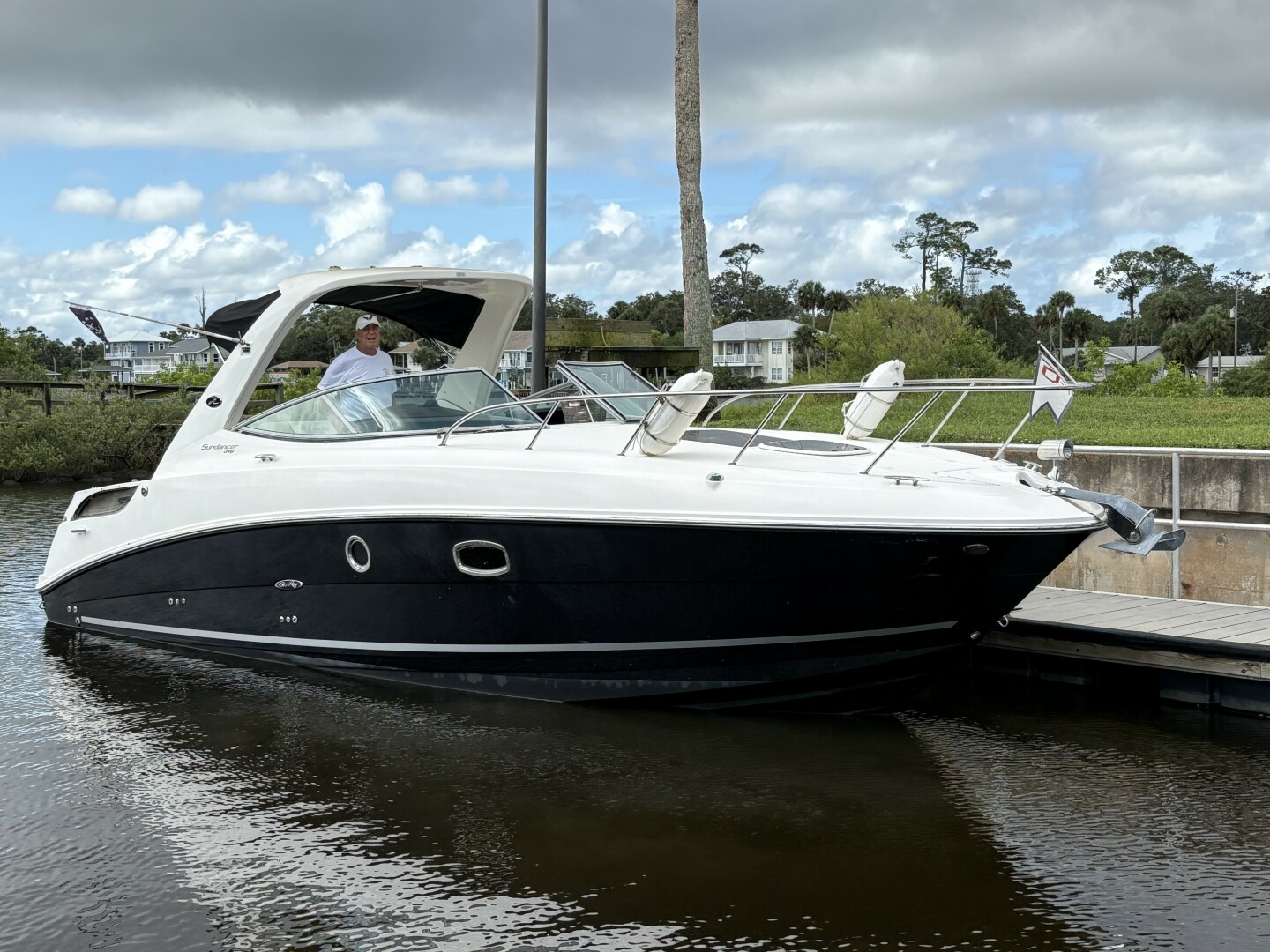 2012 Sea Ray 310 Sundancer - Image 1