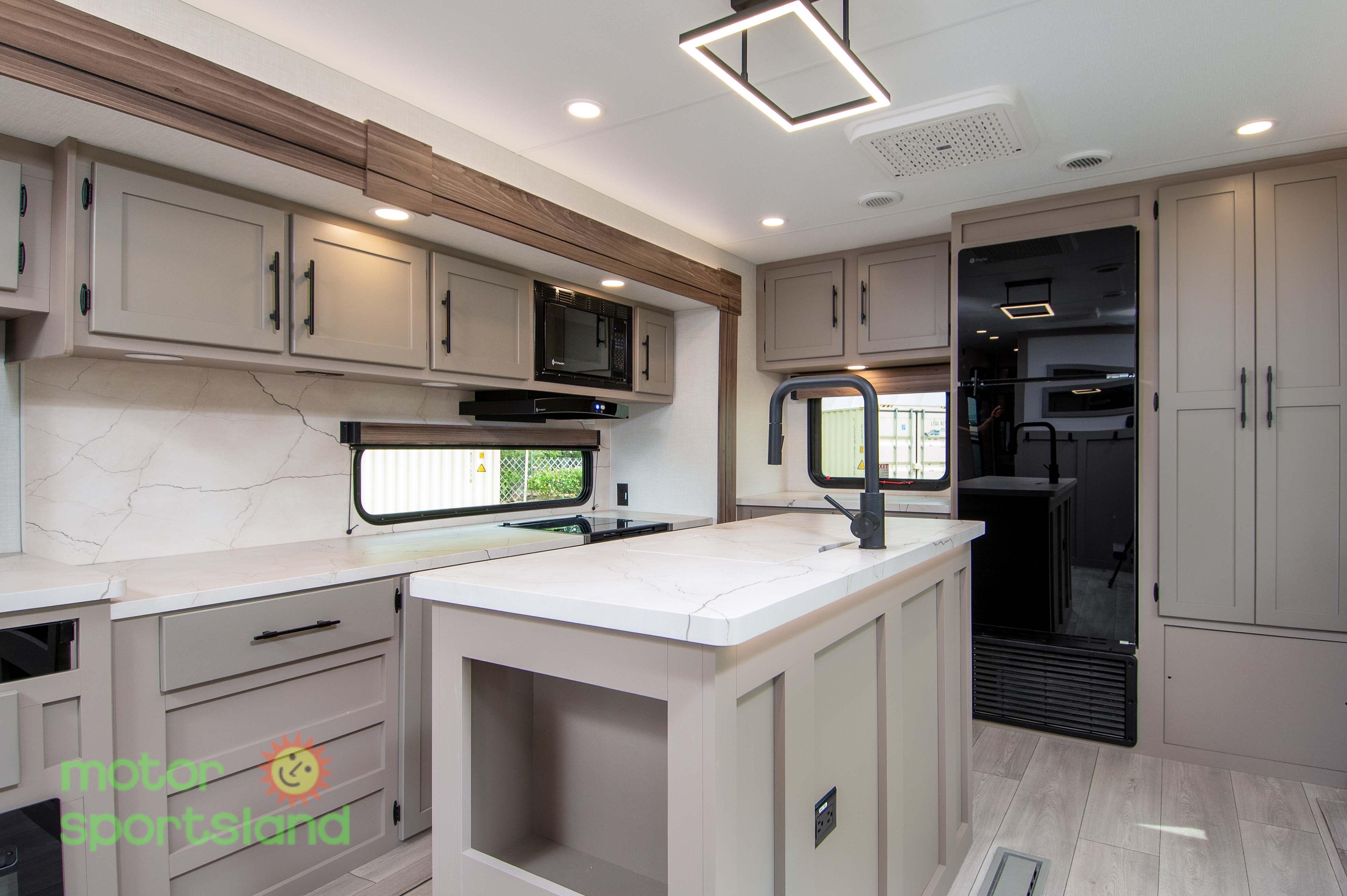 2026 KZ RV Connect C333RLK - Image 21