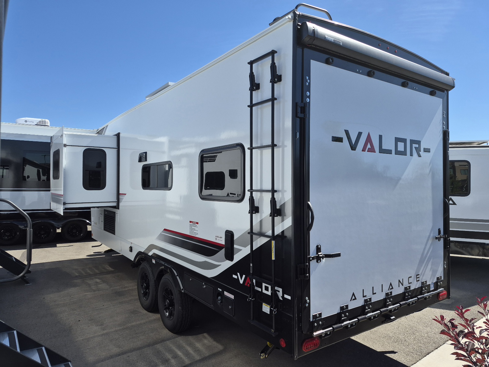 2027 Alliance RV Valor 23T15 - Image 3