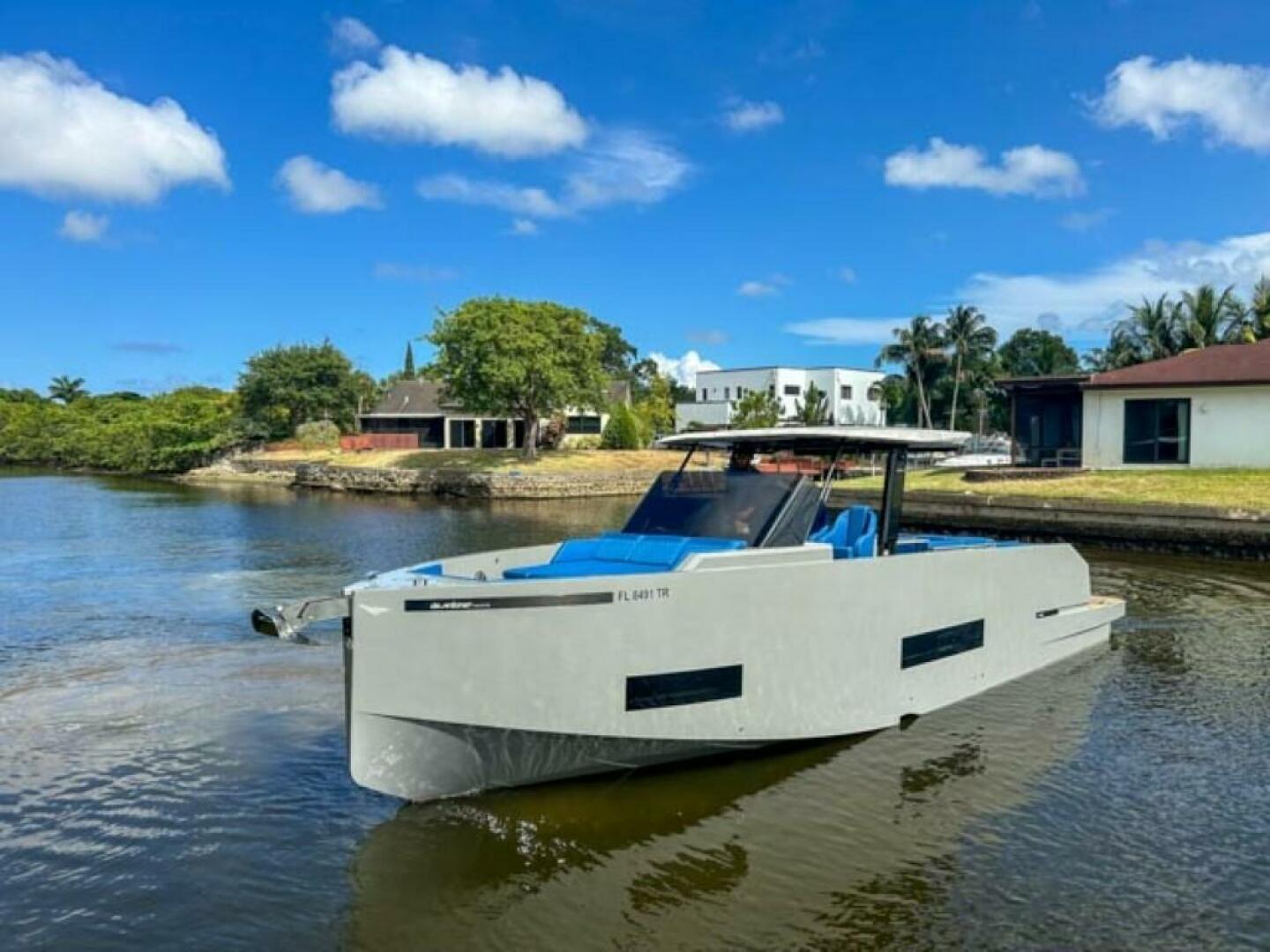 2021 Four Winns - Image 7