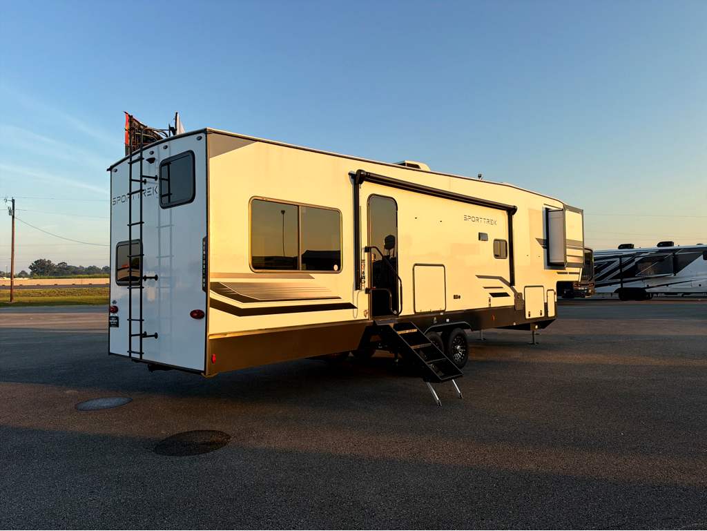 2027 VENTURE RV SPORTTREK 312VTB - Image 3