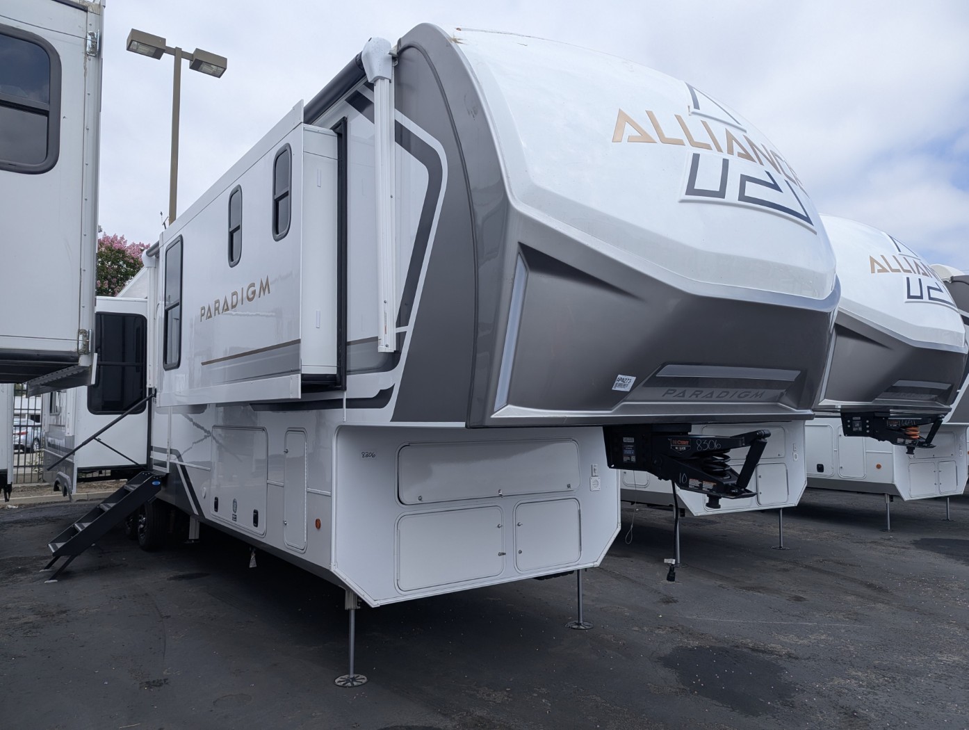 2026 Alliance RV Paradigm 382RK - Image 1