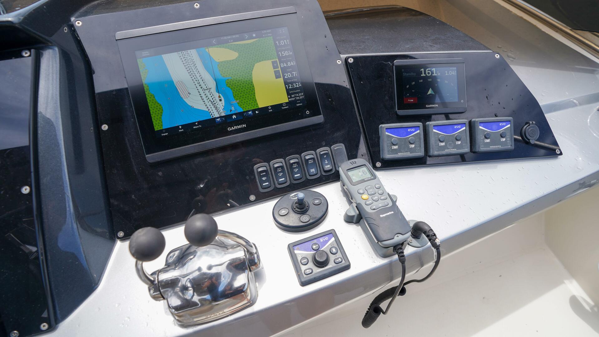 2009 Marquis 500 Sport Bridge - Image 30