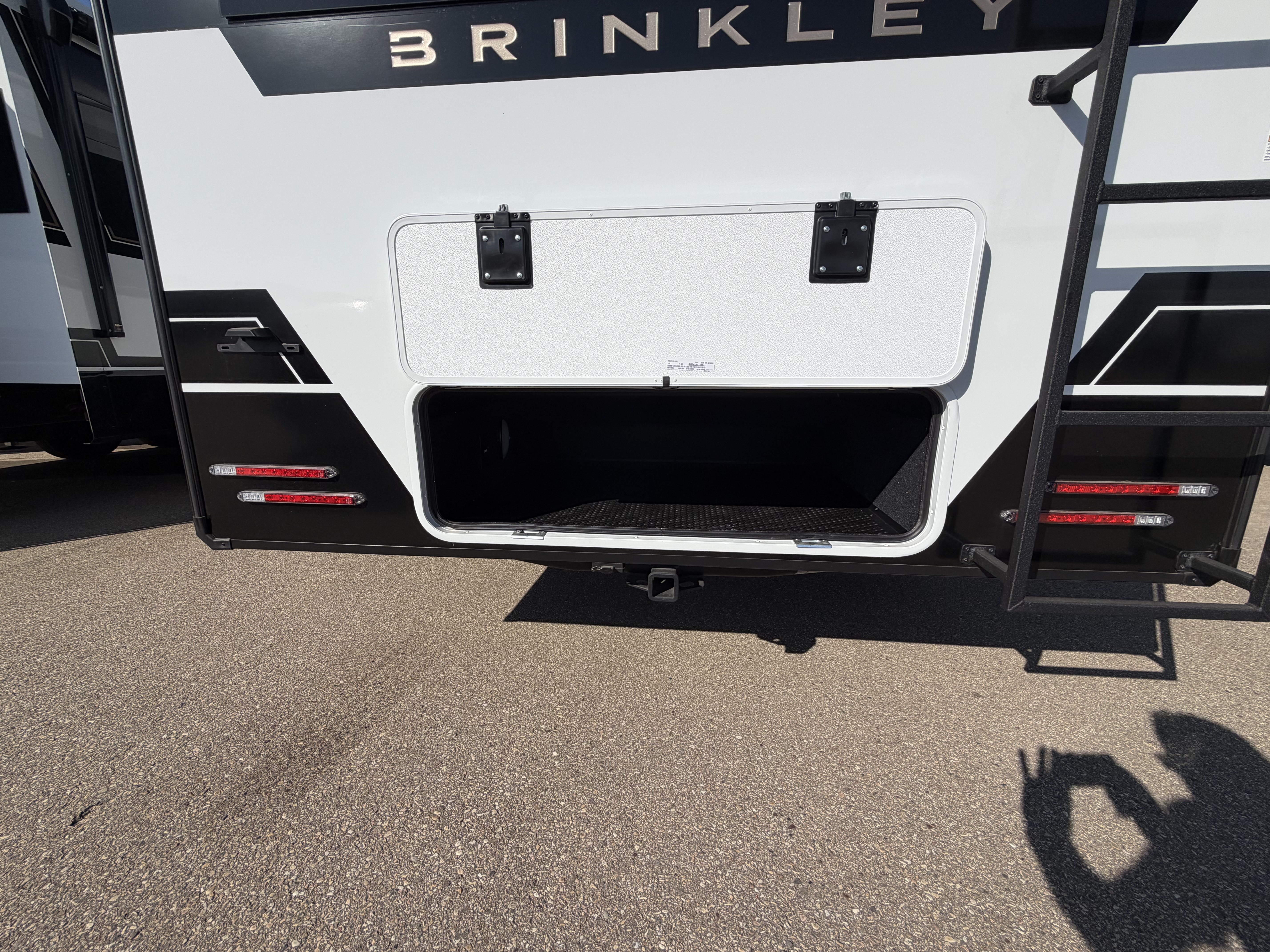 2027 Brinkley RV Model Z 2900 - Image 10
