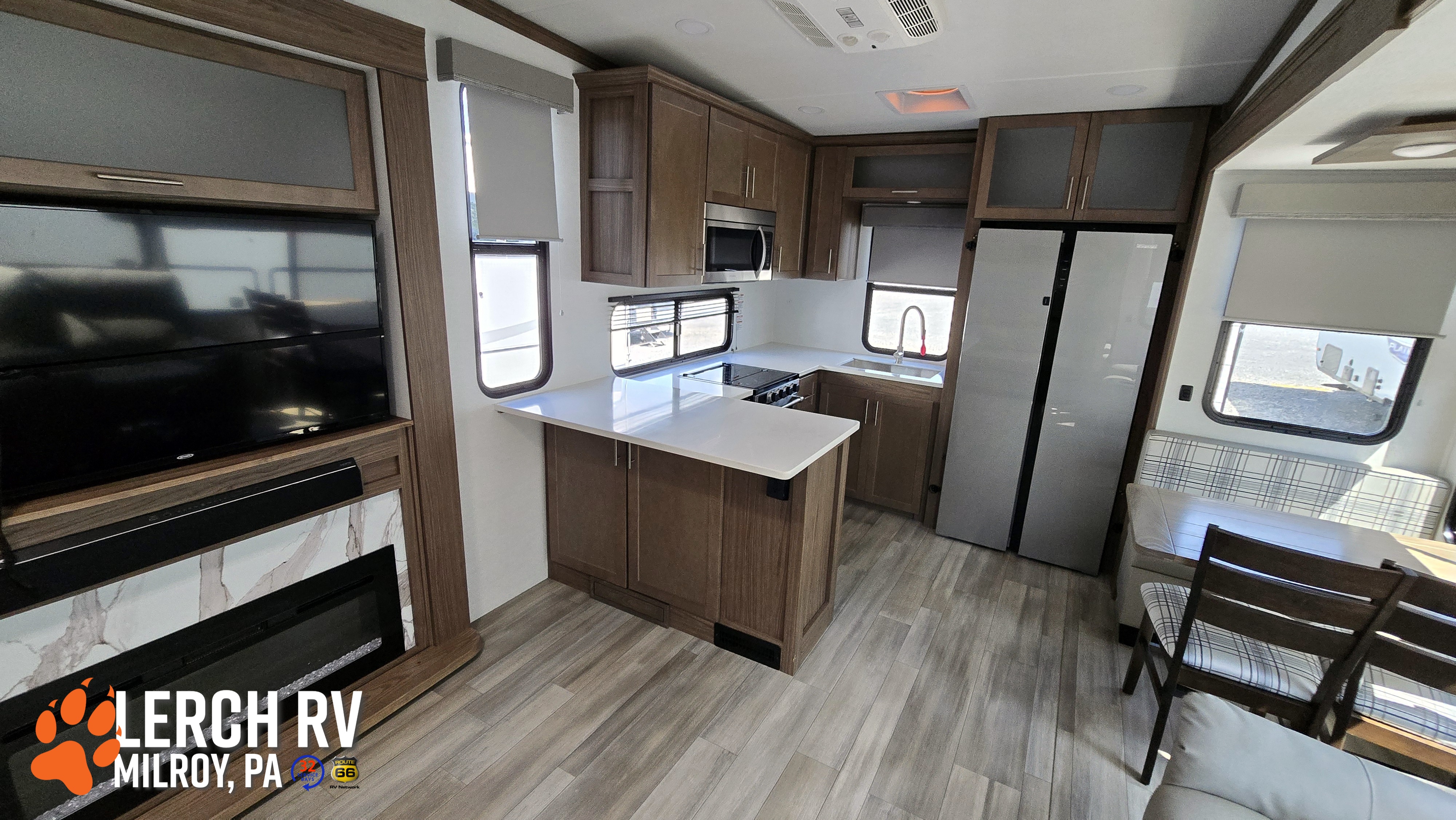 2024 Alliance RV Avenue 33RKS - Image 19
