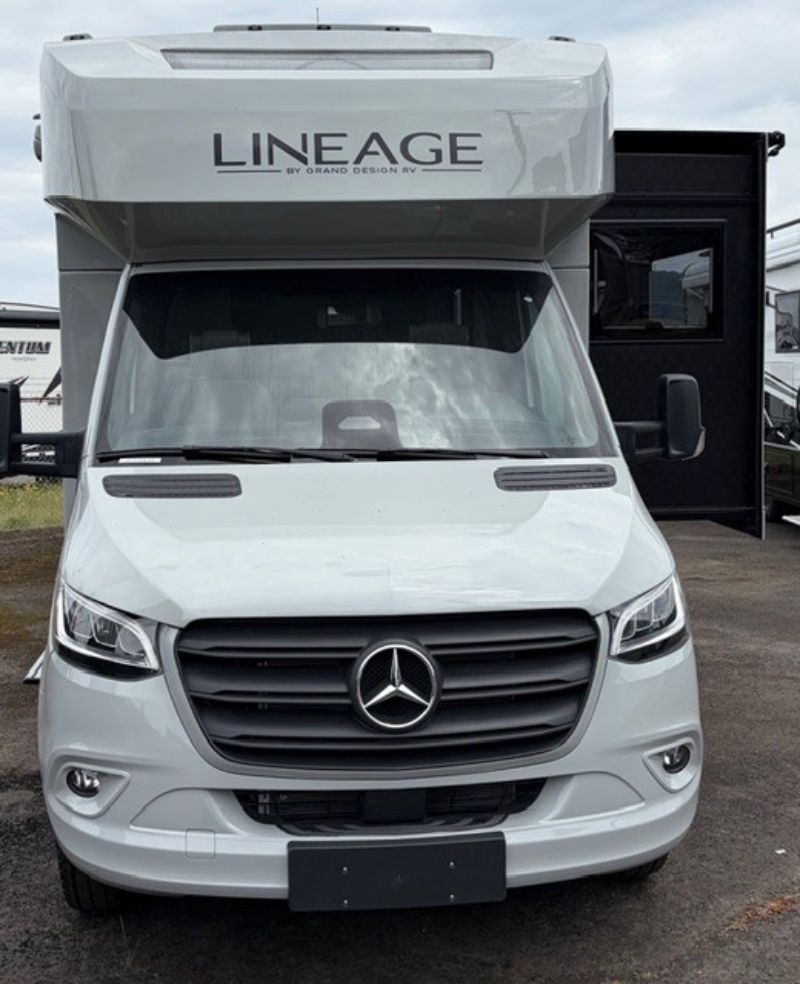 2026 Grand Design Lineage 25FW - Image 2