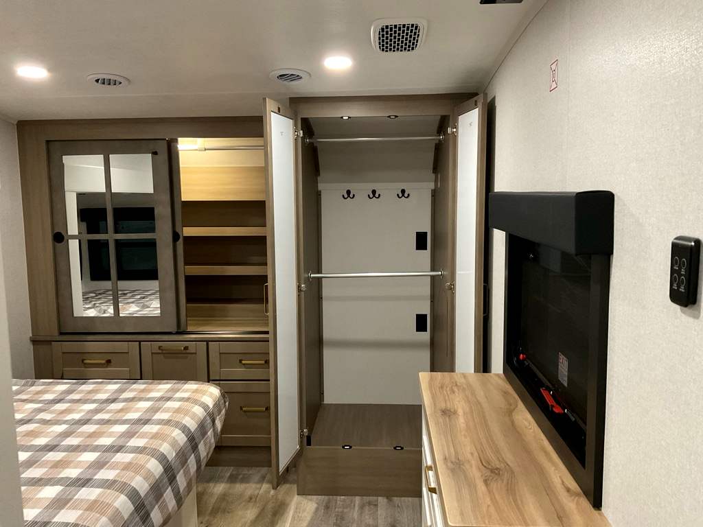 2026 JAYCO Eagle 365 UKTS - Image 18