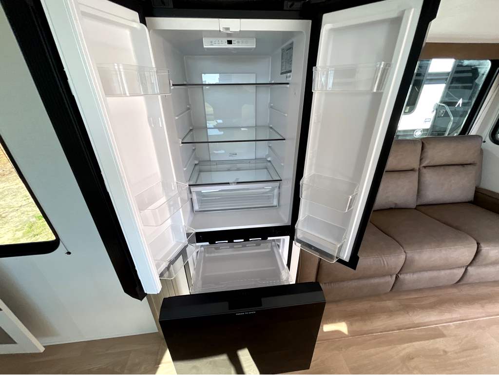 2026 GRAND DESIGN TRANSCEND 285RKT - Image 22