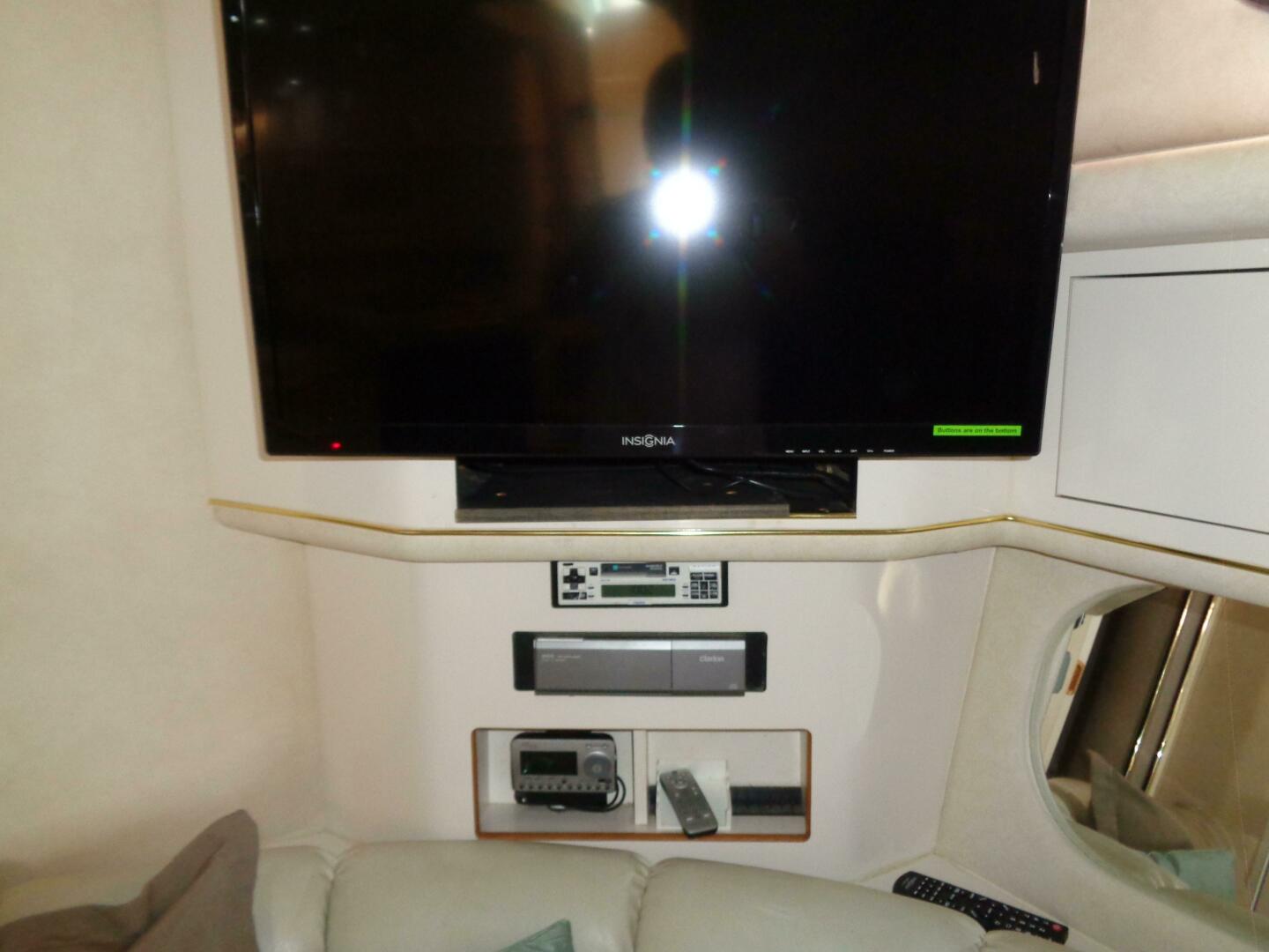 1997 Sea Ray 370 Sundancer - Image 19