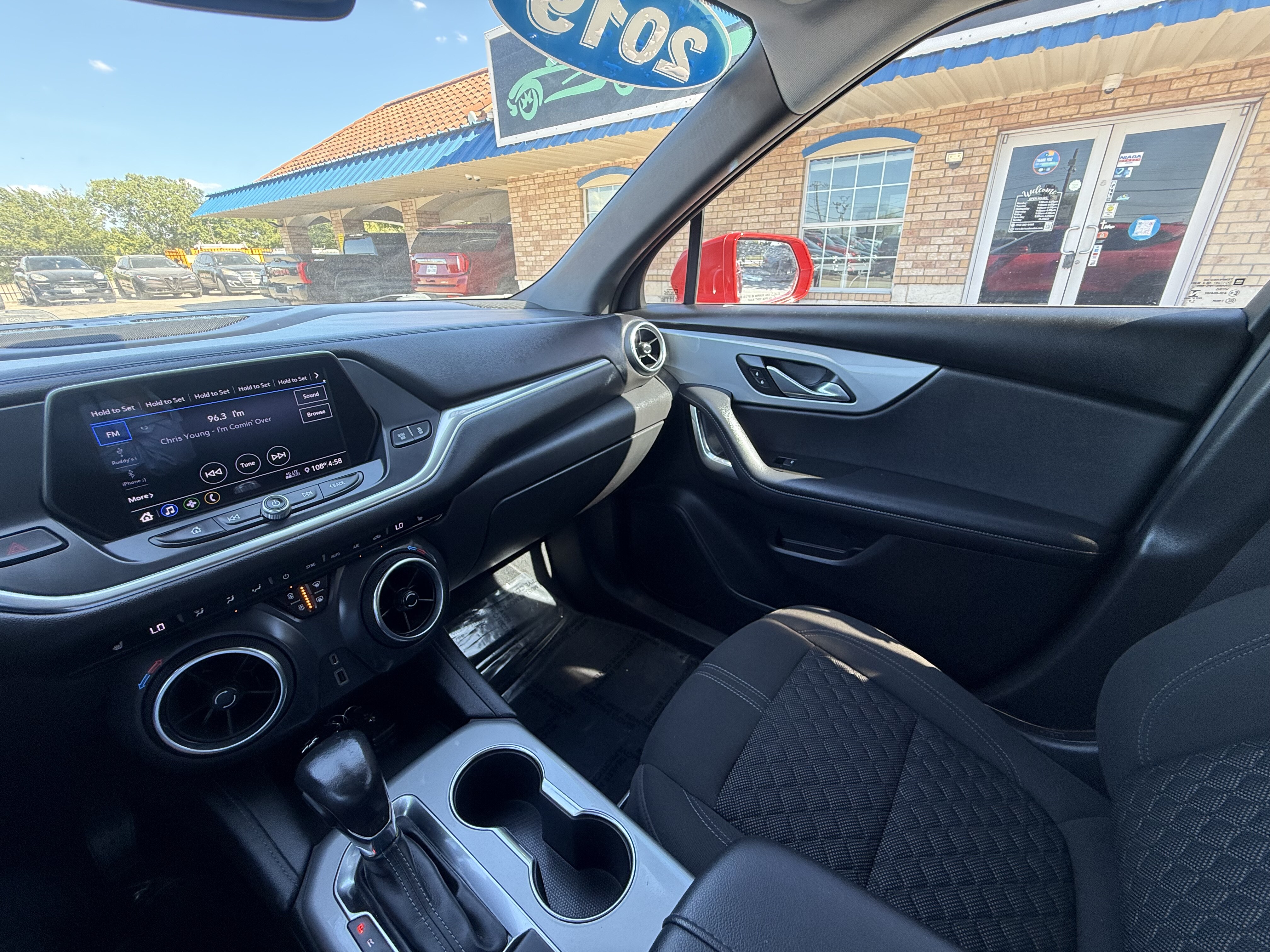 2019 Chevrolet Blazer Utility 4D 2LT 2WD - Image 16