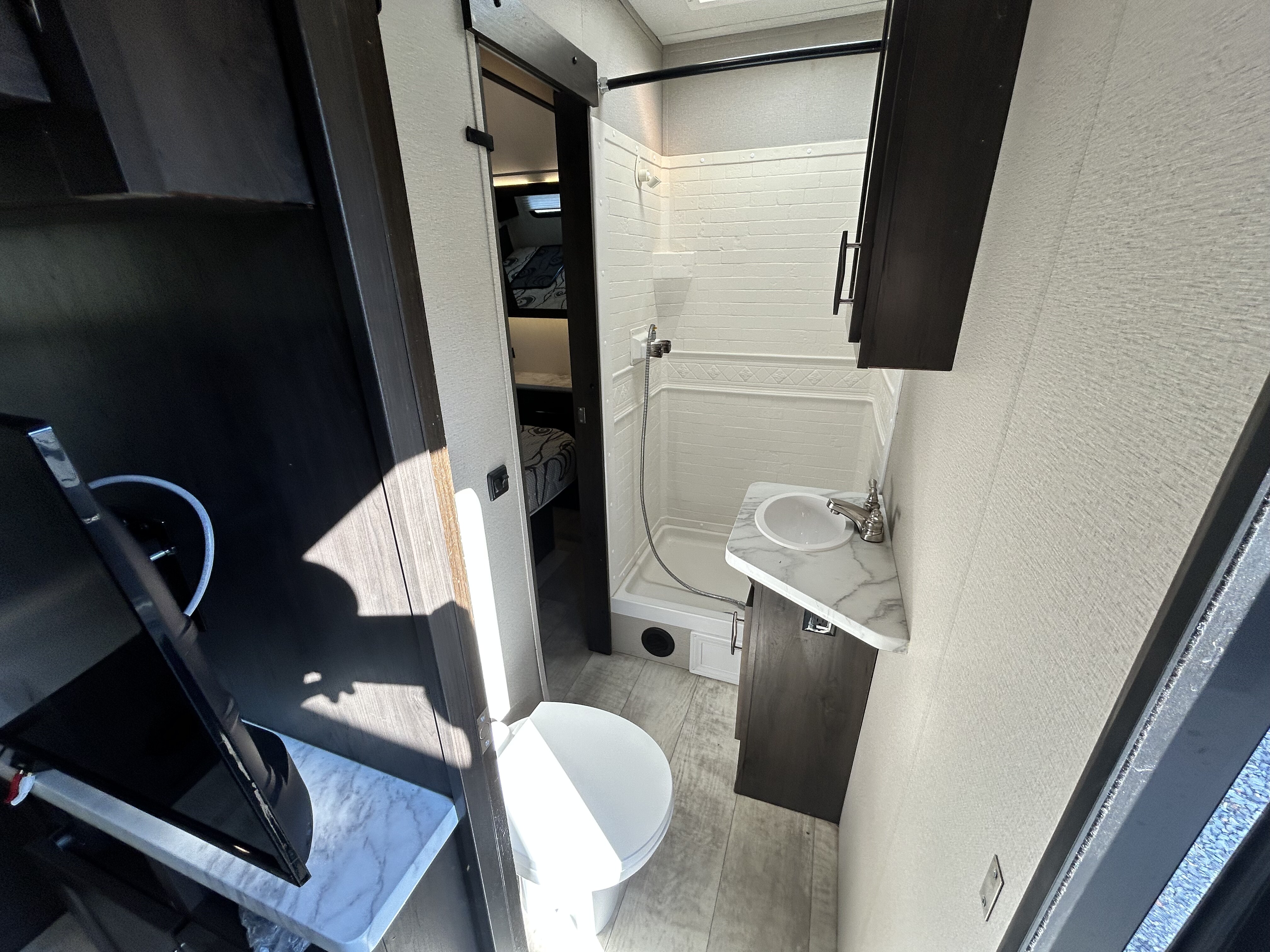 2021 Grand Design Momentum G-Class 29G - Image 9