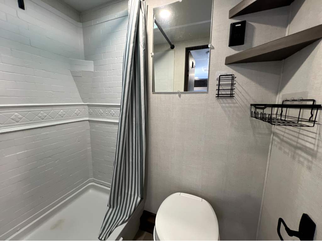 2024 GRAND DESIGN TRANSCEND 151BH - Image 16