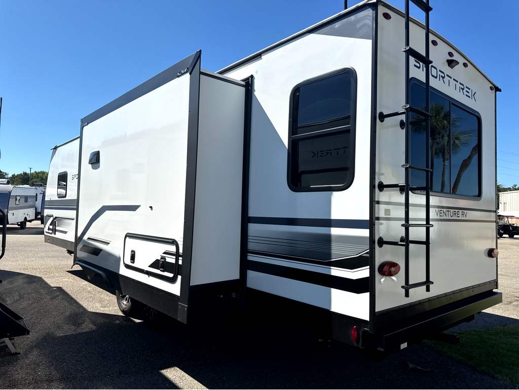 2027 VENTURE RV SPORTTREK 282VIK - Image 3