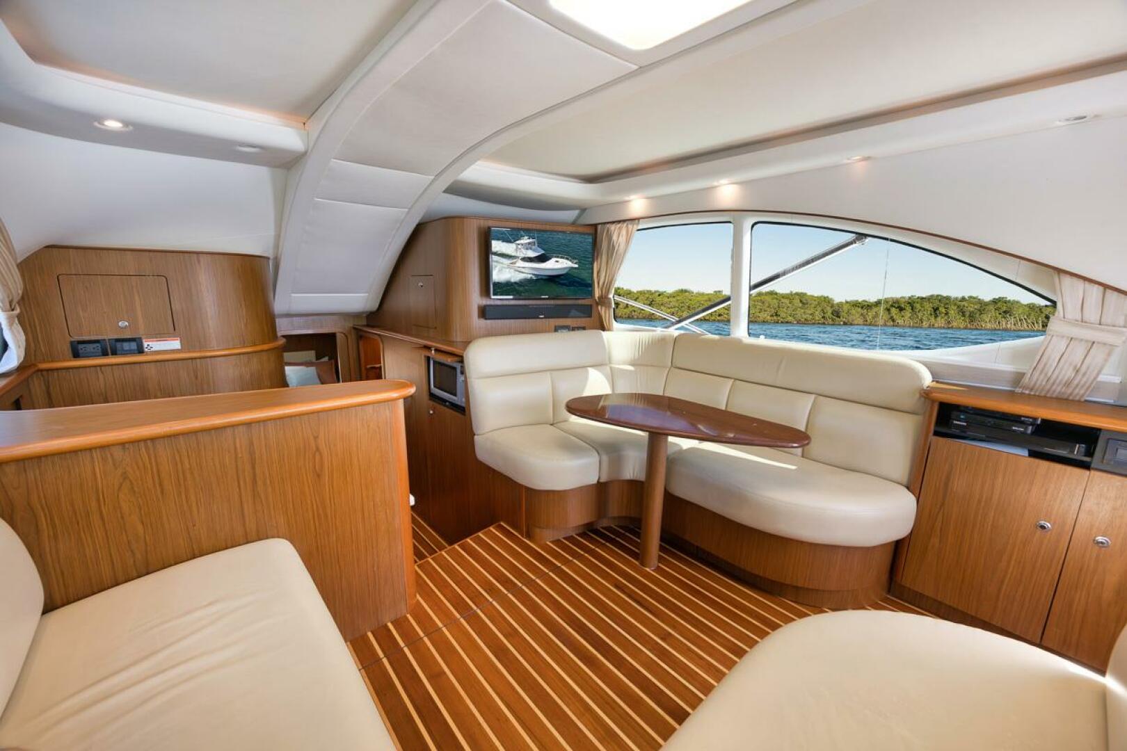 2015 Tiara Yachts Tiara 390 Convertible - Image 20