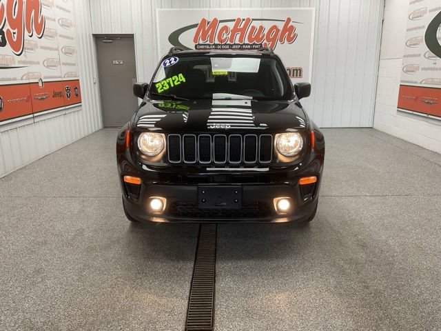 2022 Jeep Renegade Utility 4D Latitude 4WD - Image 3