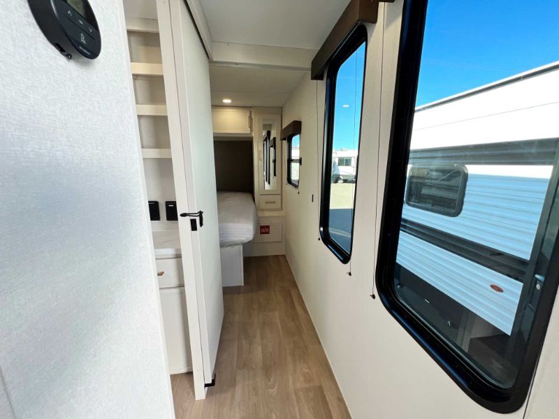 2026 Grand Design Transcend 285RKT - Image 13