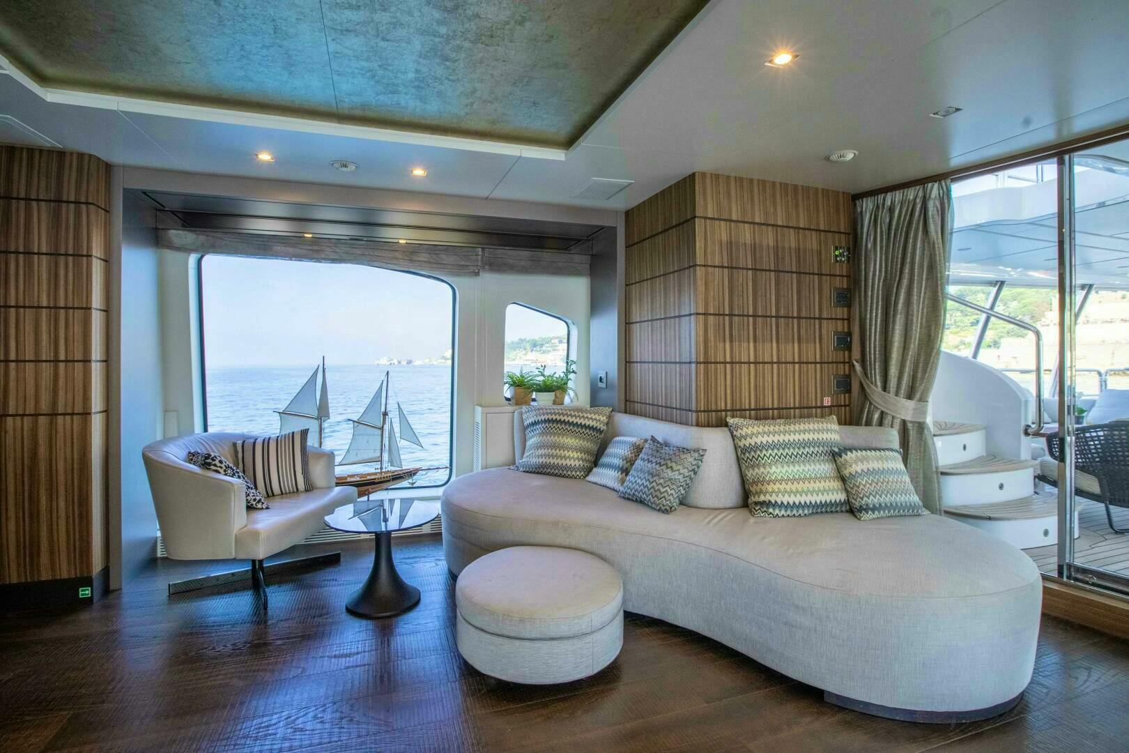 2015 Benetti Benetti Classic 121 - Image 30