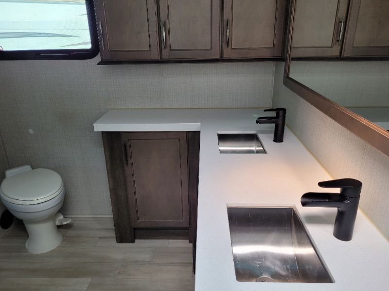 2021 Grand Design Solitude 382WB - Image 13