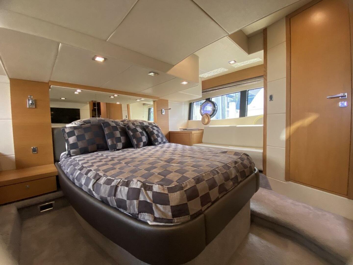 2014 Sunseeker 48 Portofino XPS - Image 44