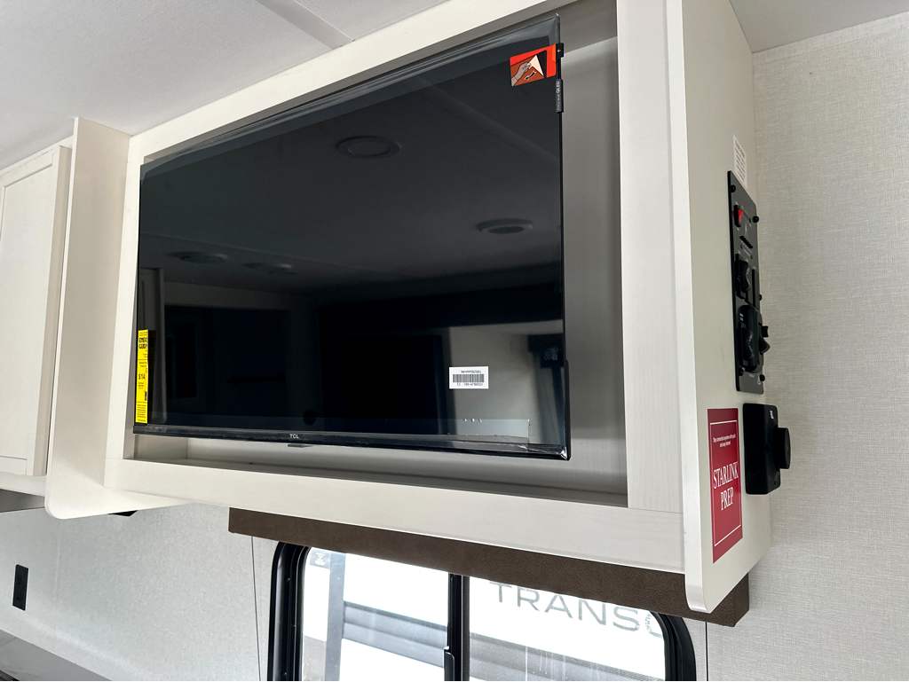2026 GRAND DESIGN TRANSCEND 265BHT - Image 19