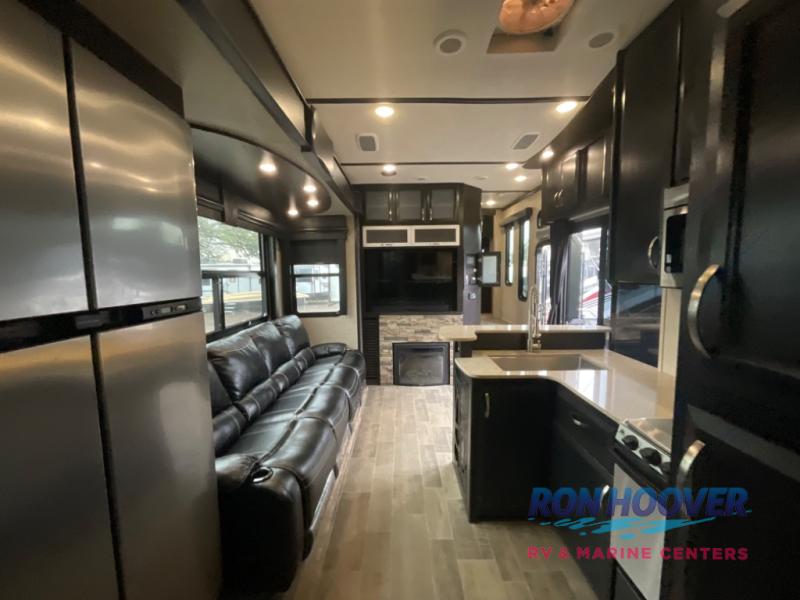 2018 DUTCHMEN 4150 - Image 27