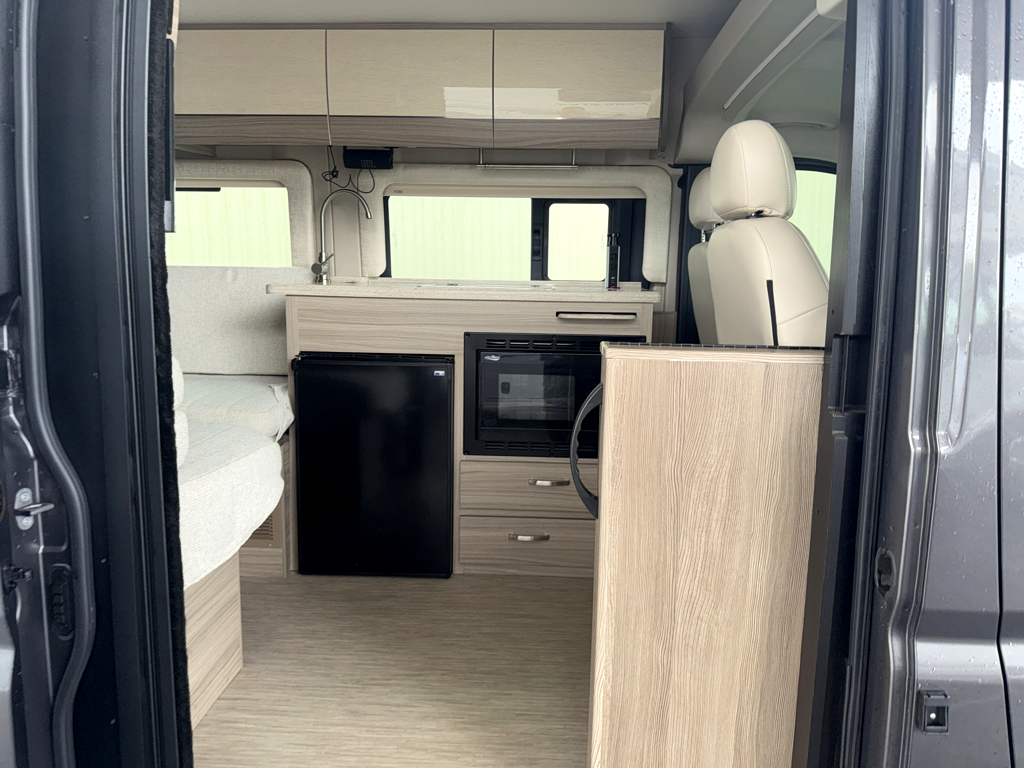 2025 ENTEGRA COACH ETHOS 20T - Image 7