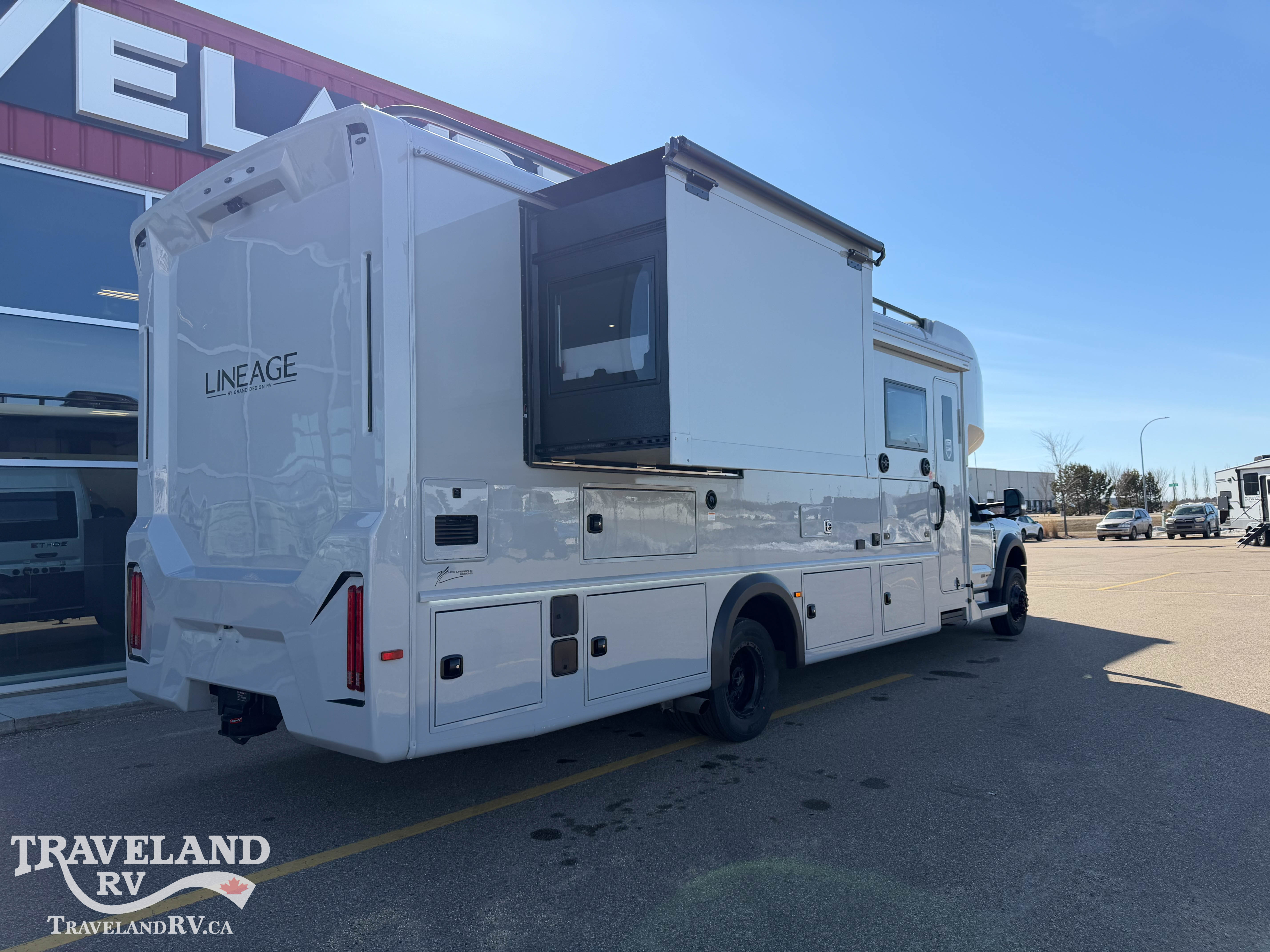 2026 Grand Design Lineage Series F 31ZW - Image 14