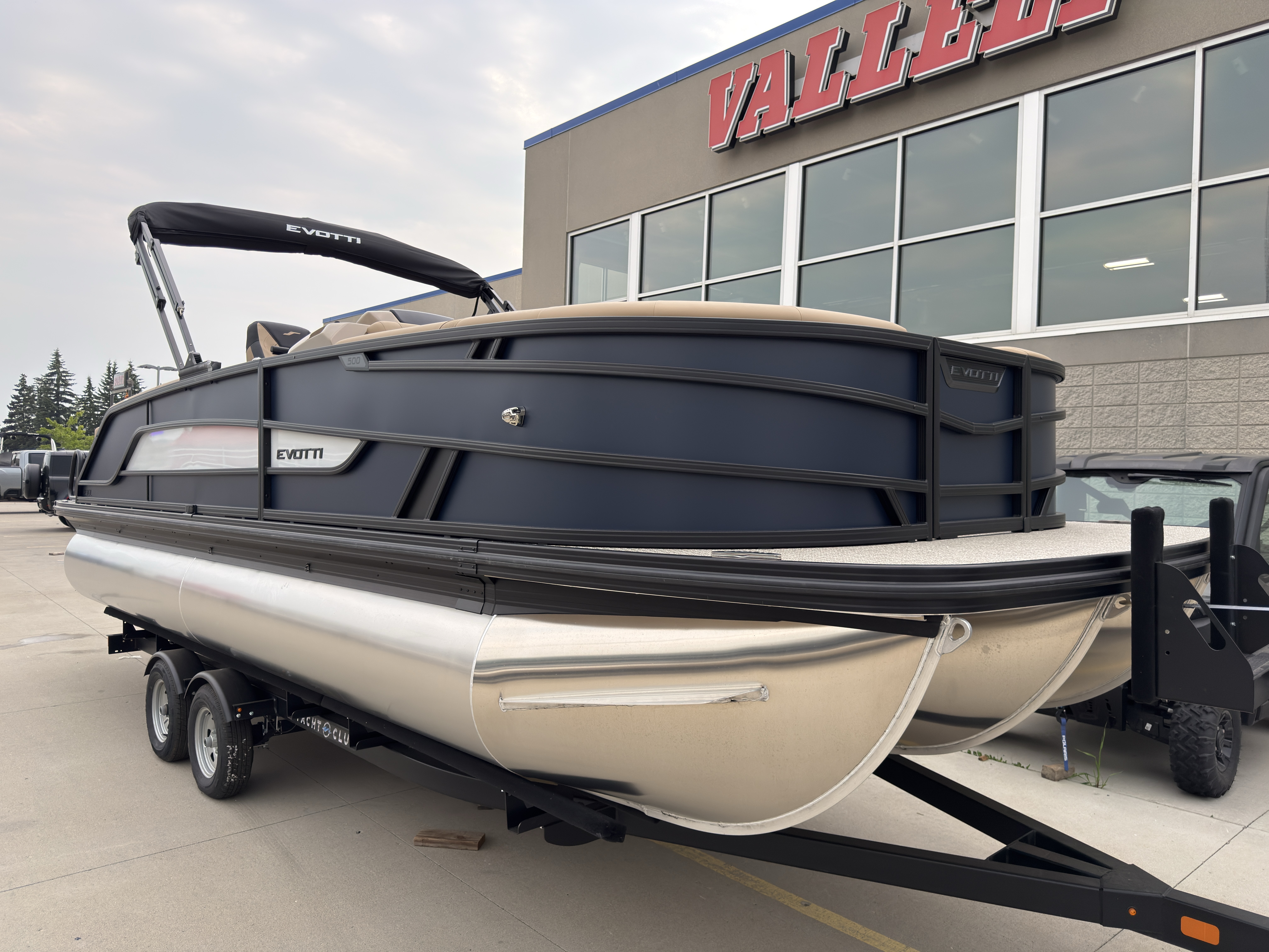 2027 Evotti 523QL - Image 6