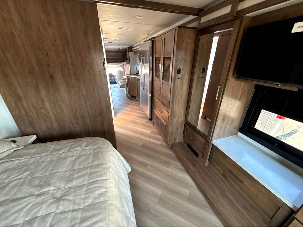 2026 ENTEGRA COACH ACCOLADE 37M - Image 34