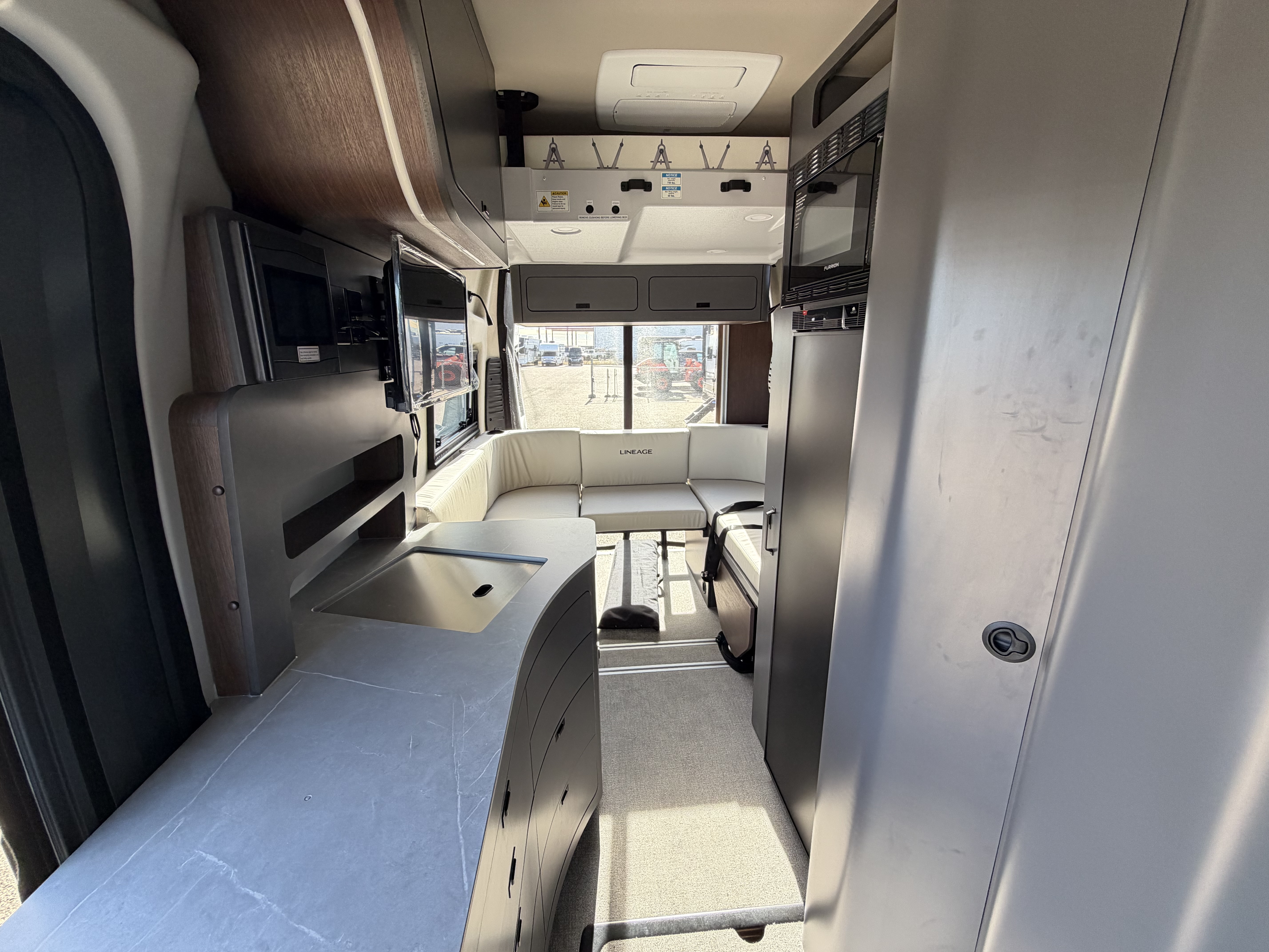 2027 Grand Design Lineage Series VP2 LVP1 - Image 3
