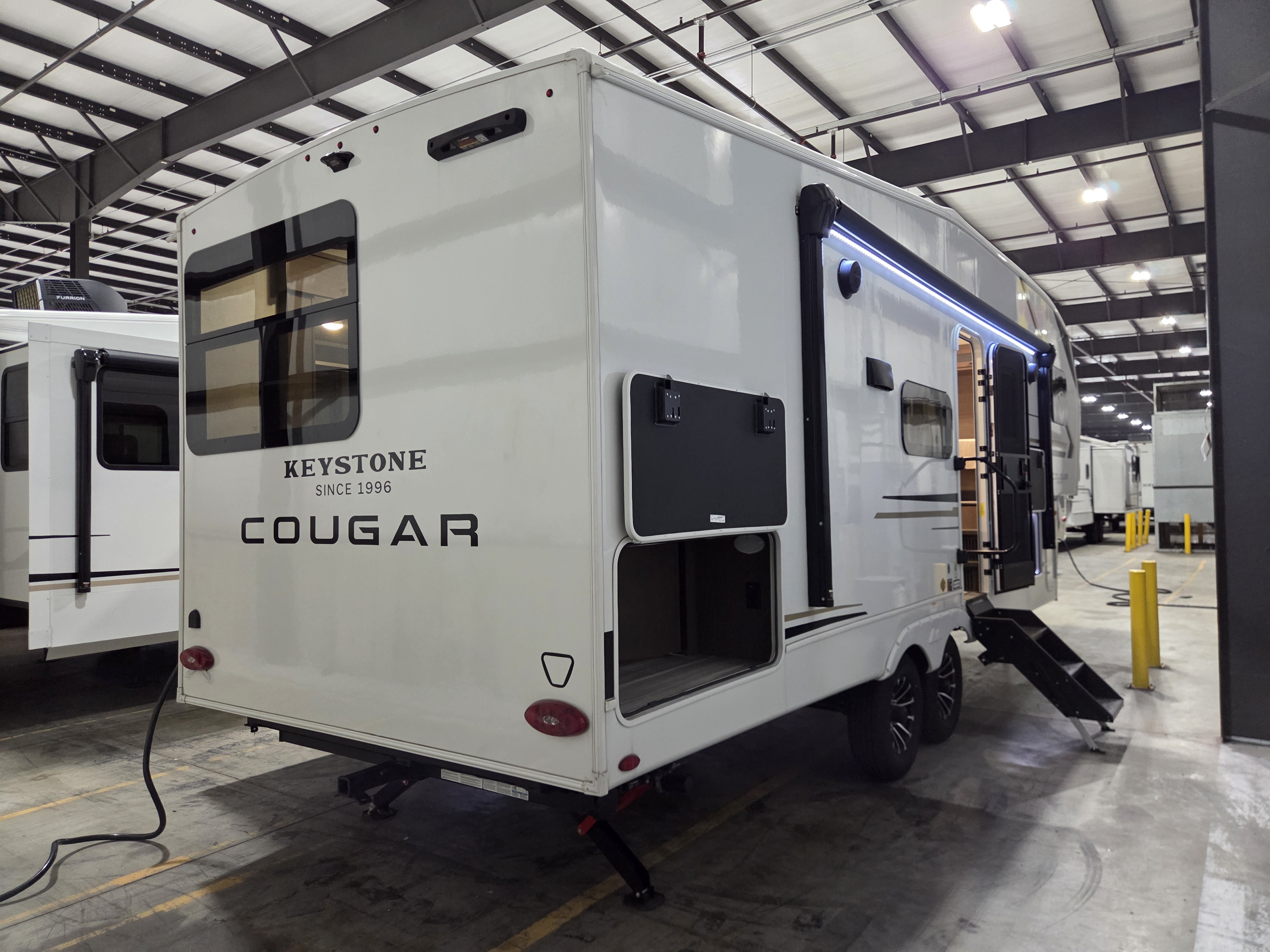 2026 Keystone Cougar Sport 2400RE - Image 3
