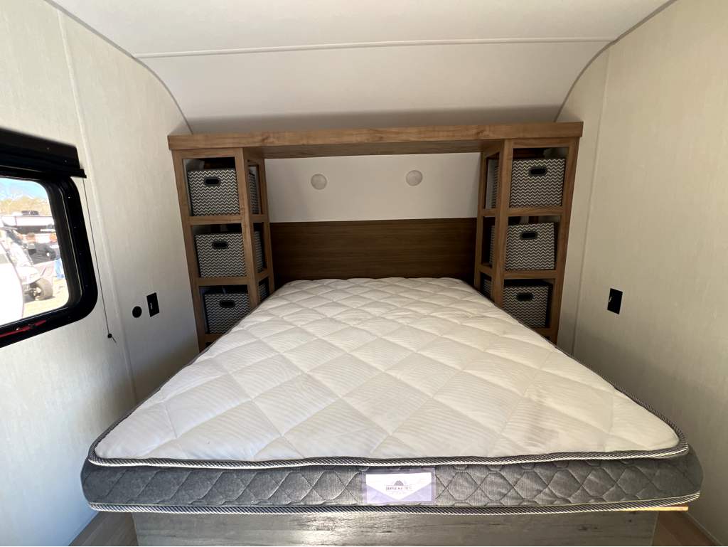 2025 FOREST RIVER GREY WOLF 26EV - Image 22