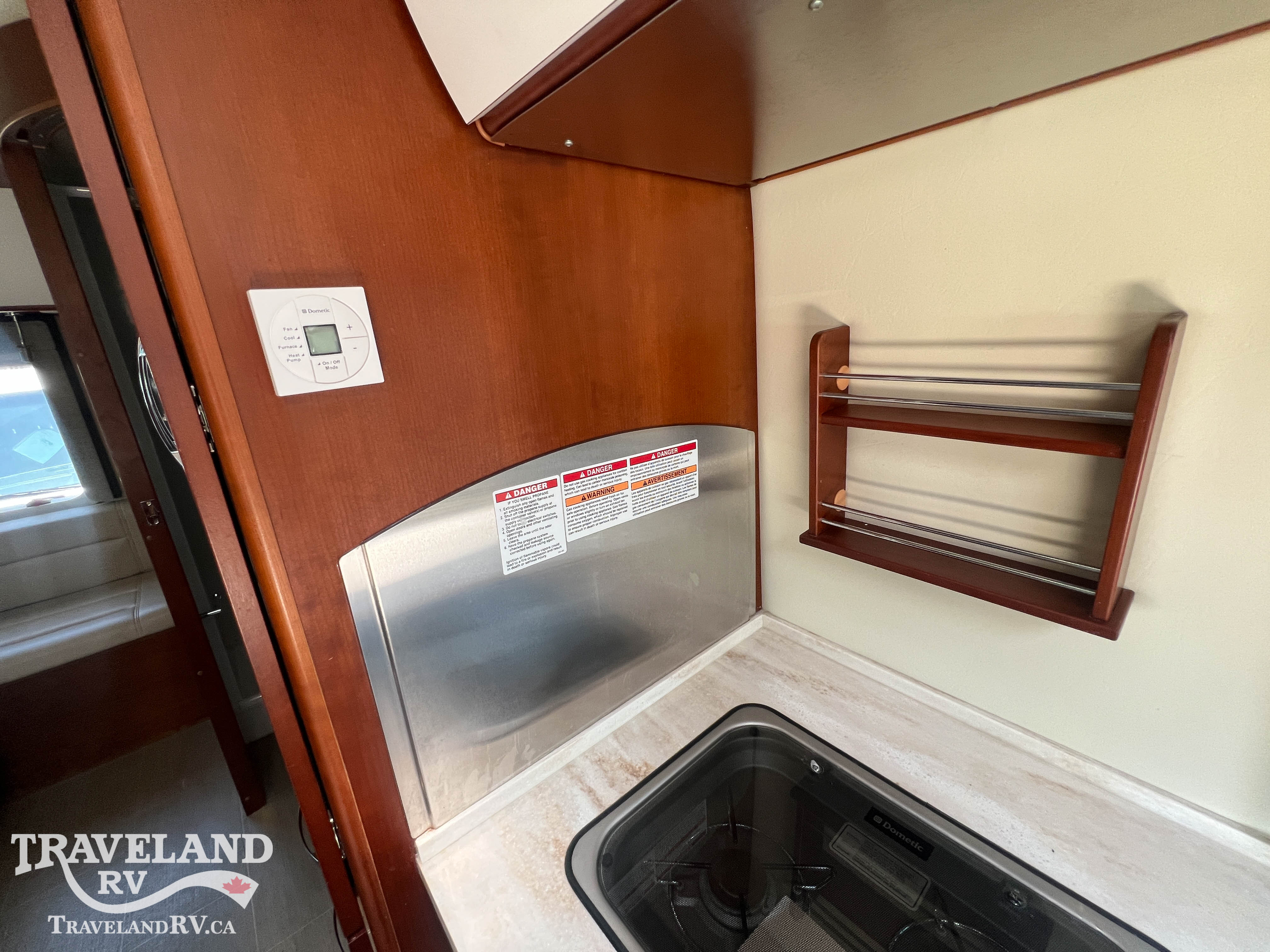 2015 Leisure Travel SERENITY S24CB - Image 23
