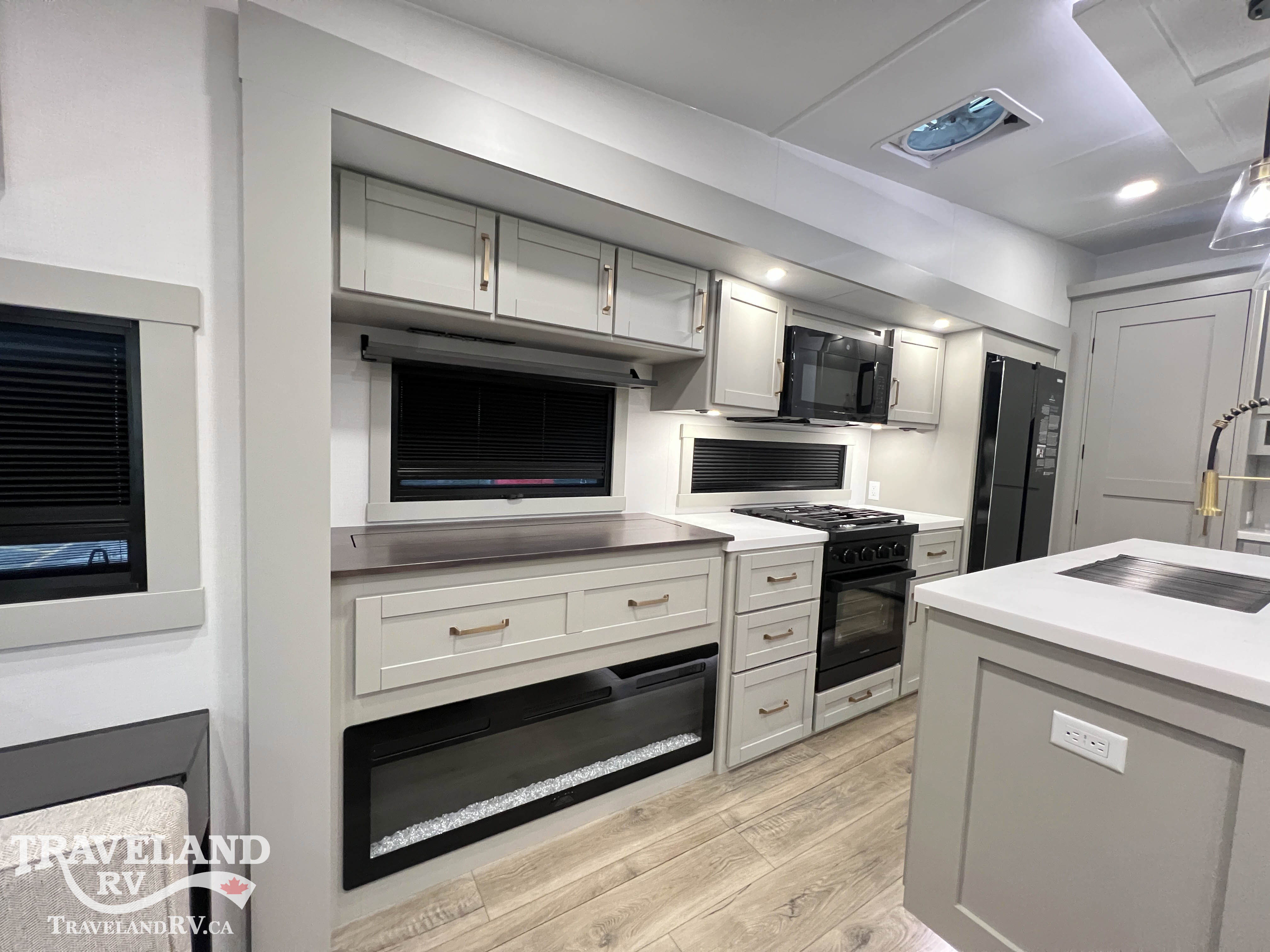 2026 Brinkley RV Model Z 3100 - Image 17