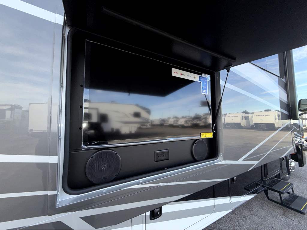 2026 ENTEGRA COACH VISION XL 34G - Image 11