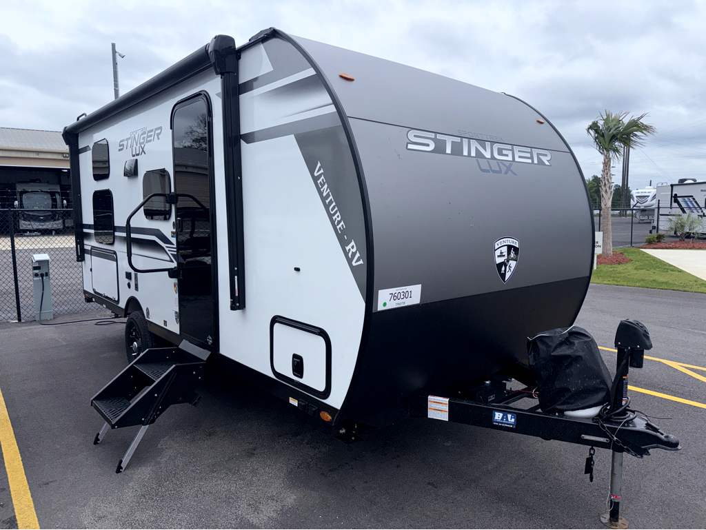 2026 VENTURE RV SPORTTREK STINGER 161VUD - Image 1