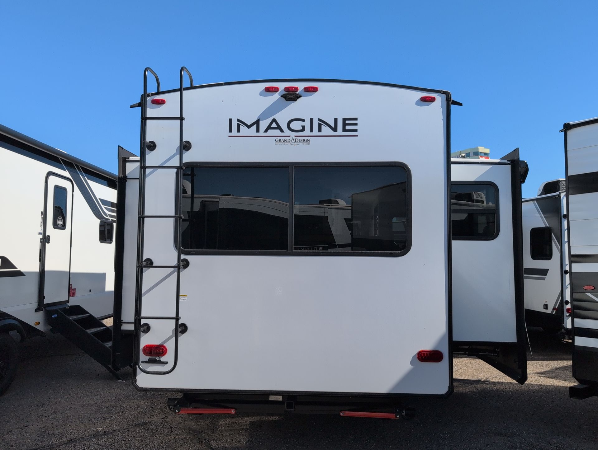 2027 Grand Design Imagine 2970RL - Image 5