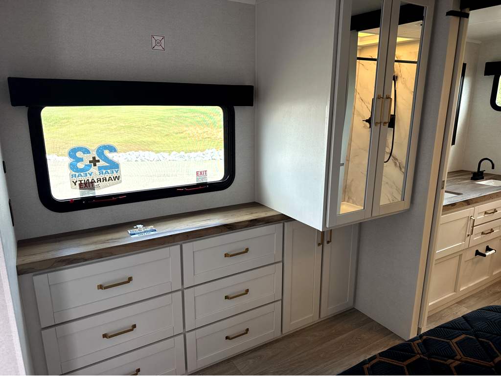 2027 JAYCO EAGLE 265FKDS - Image 13