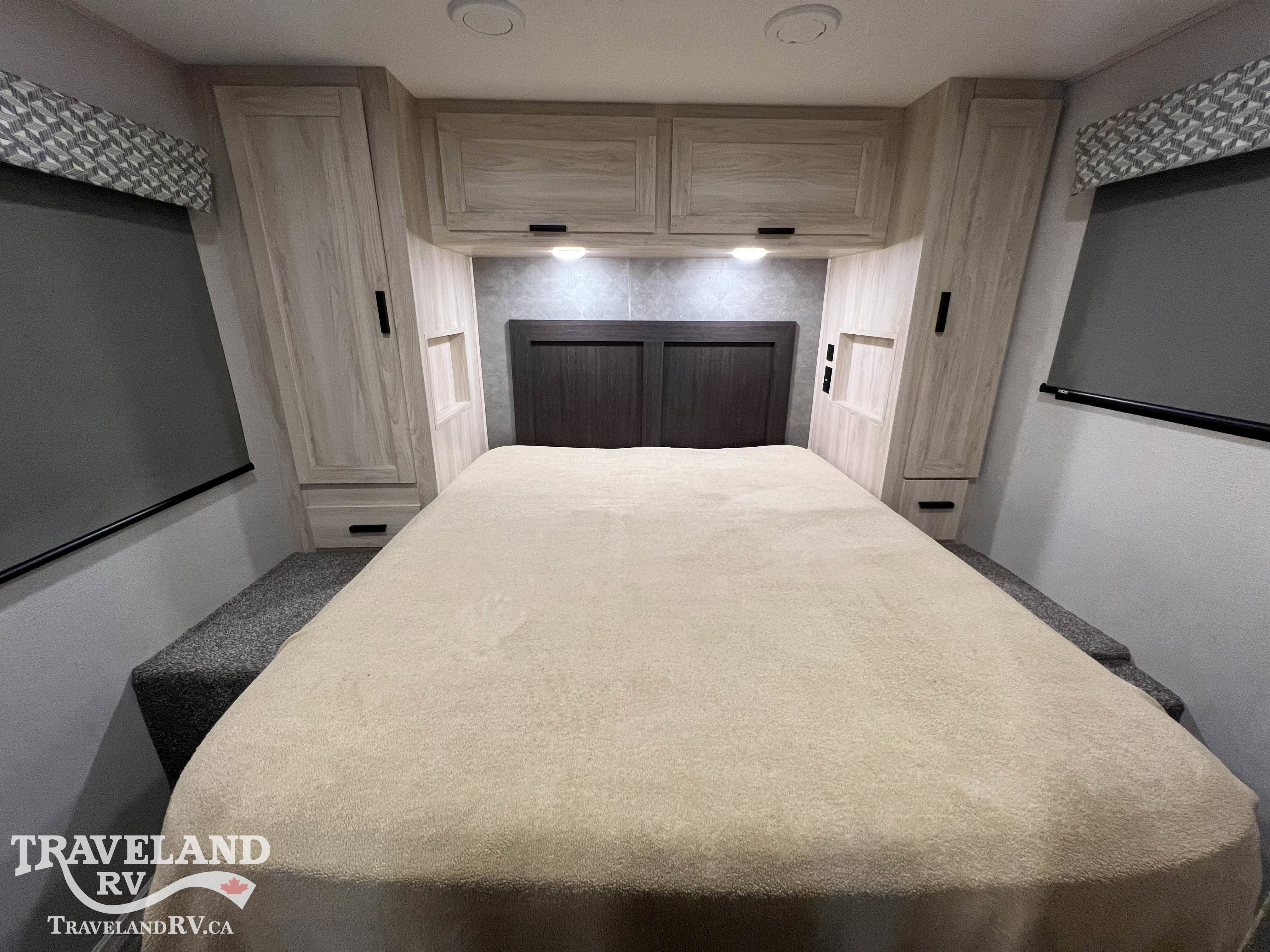 2023 Forest River FORESTER 2651CDW - Image 35