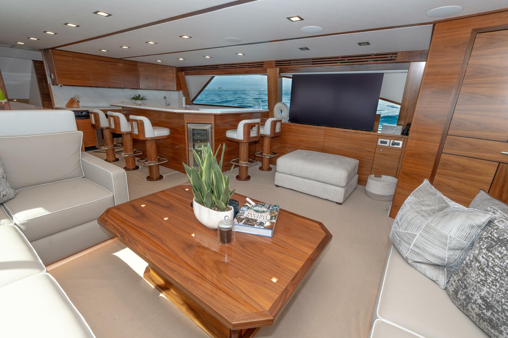 2025 Viking 90 Convertible - Image 28