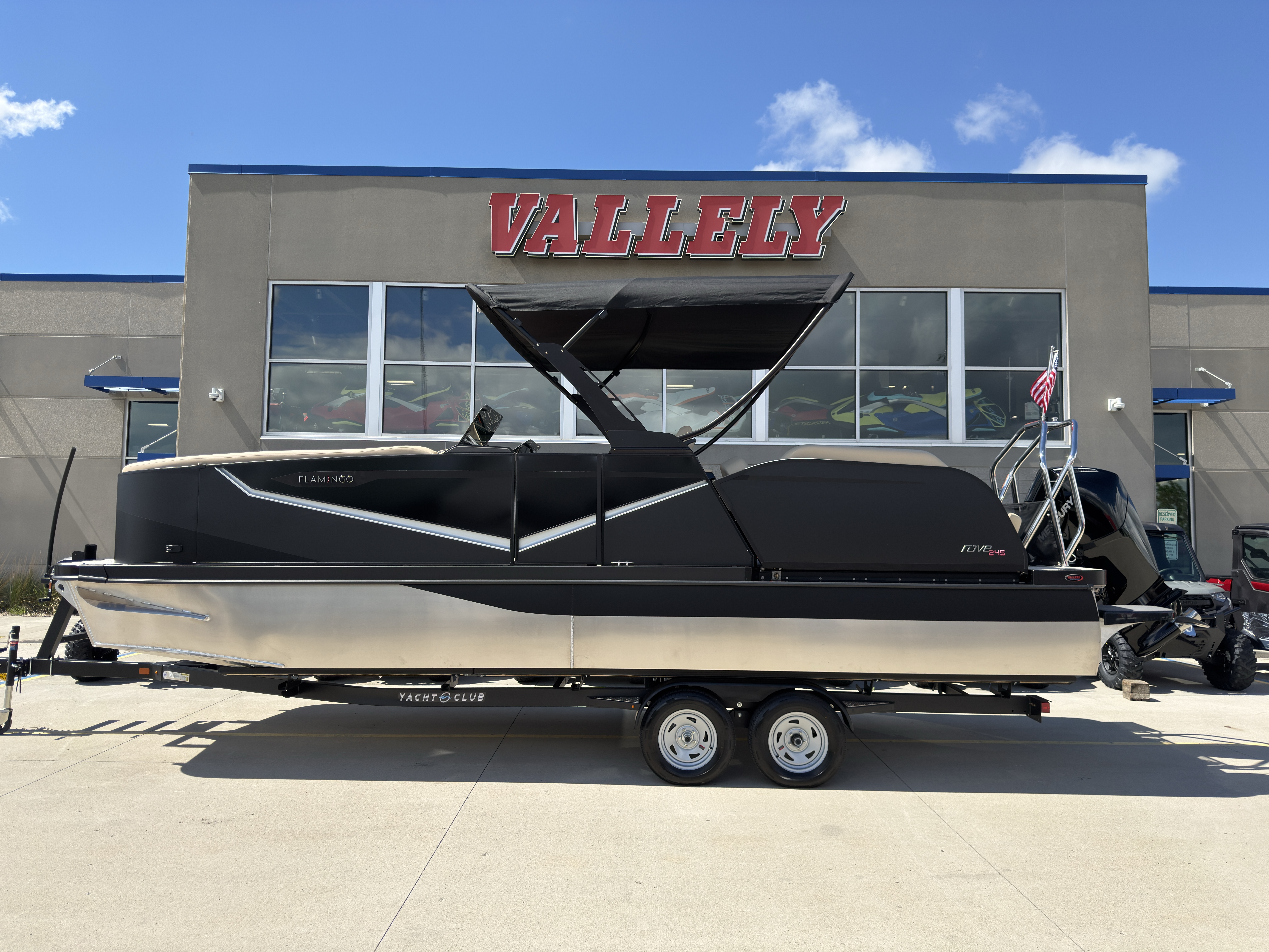 2027 Flamingo Rove 245 - Image 3