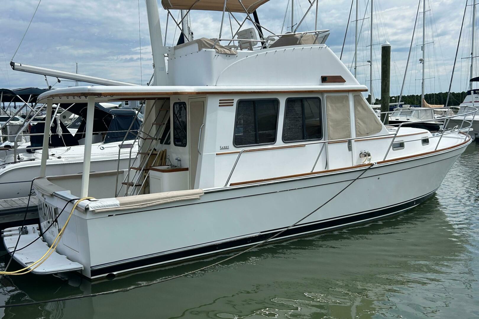 2004 Sabre 36 Flybridge - Image 1