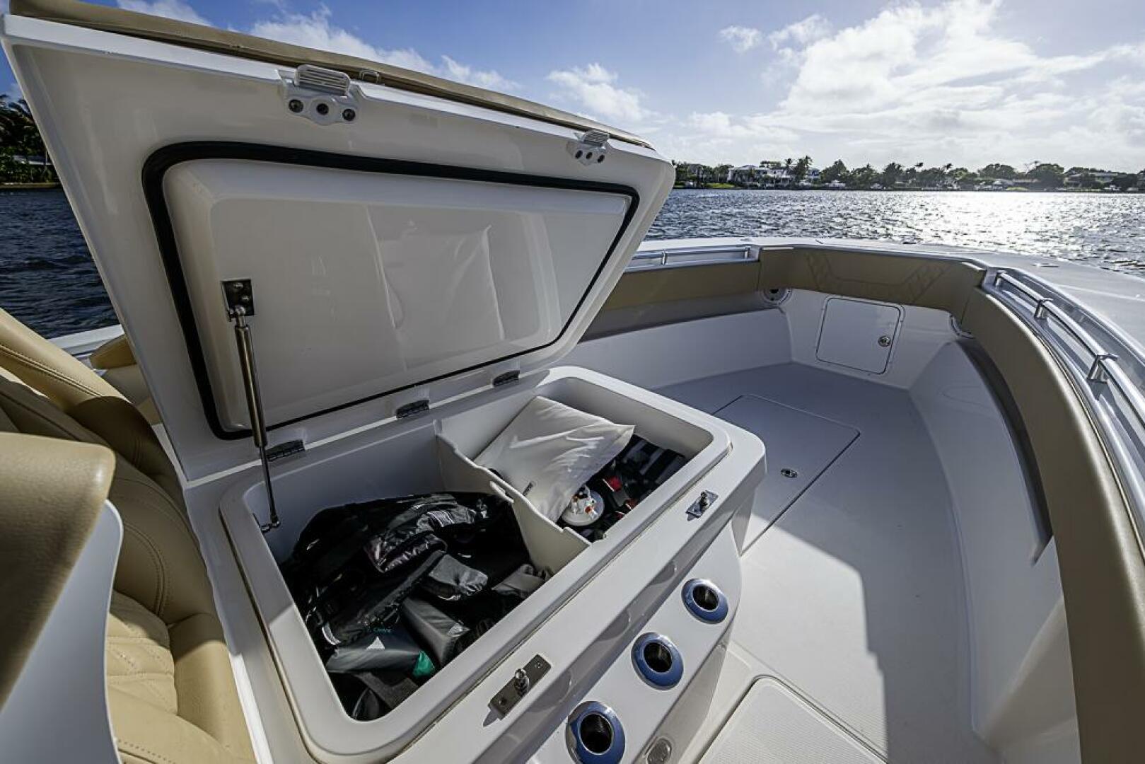 2023 Invincible 33 Open Fisherman Base - Image 7